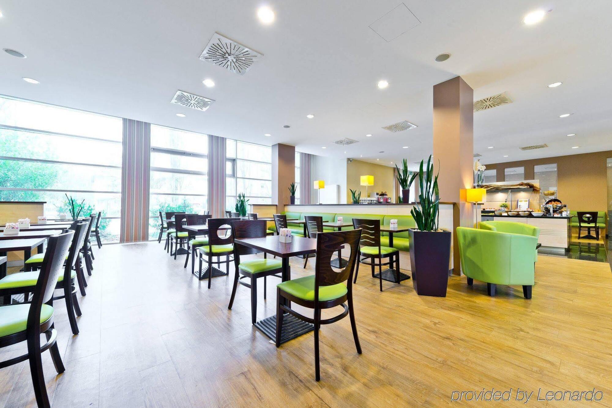 Express Frankfurt Messe By Ihg Fráncfort del Meno